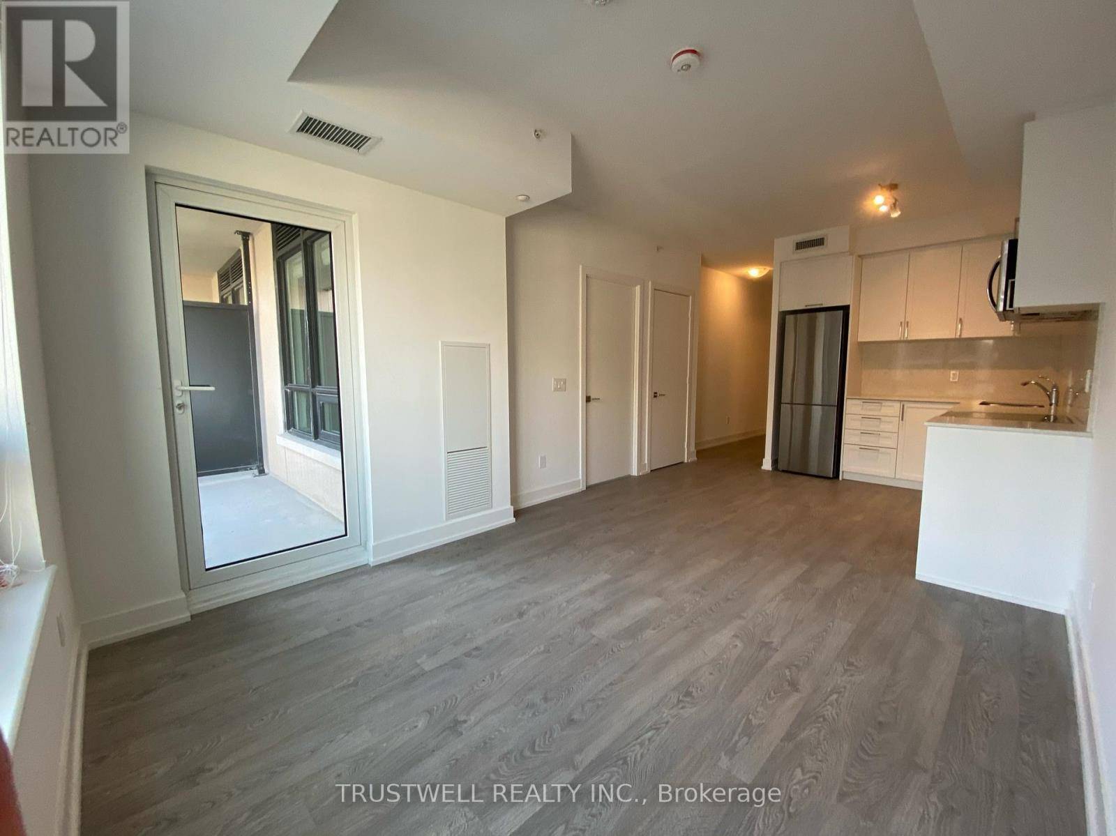 Markham (unionville), ON L3R8G9,268 Buchanan DR #635W