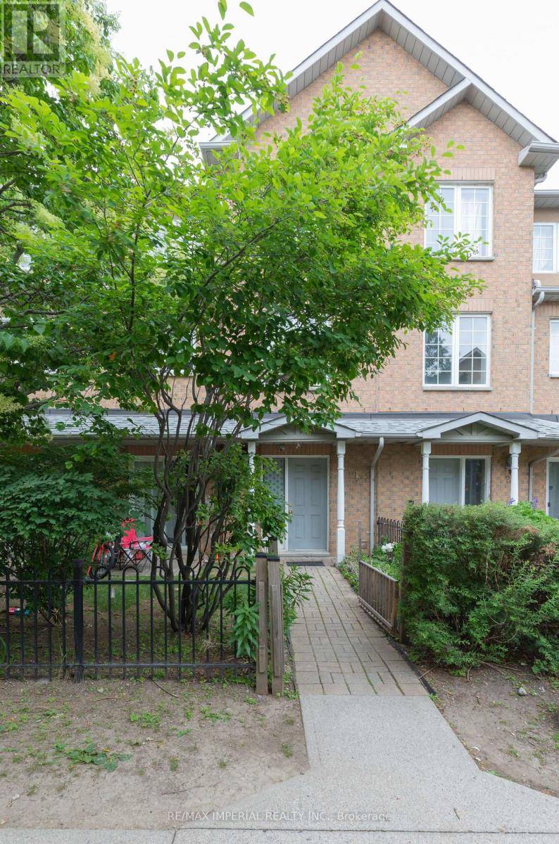 Markham (unionville), ON L3R4G4,16 Cox BLVD ##3