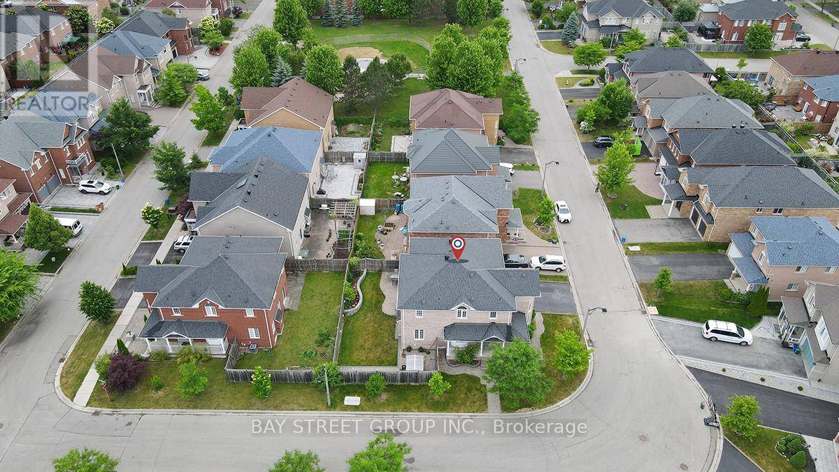 Markham (berczy), ON L6C2X8,63 BROOKHAVEN CRESCENT