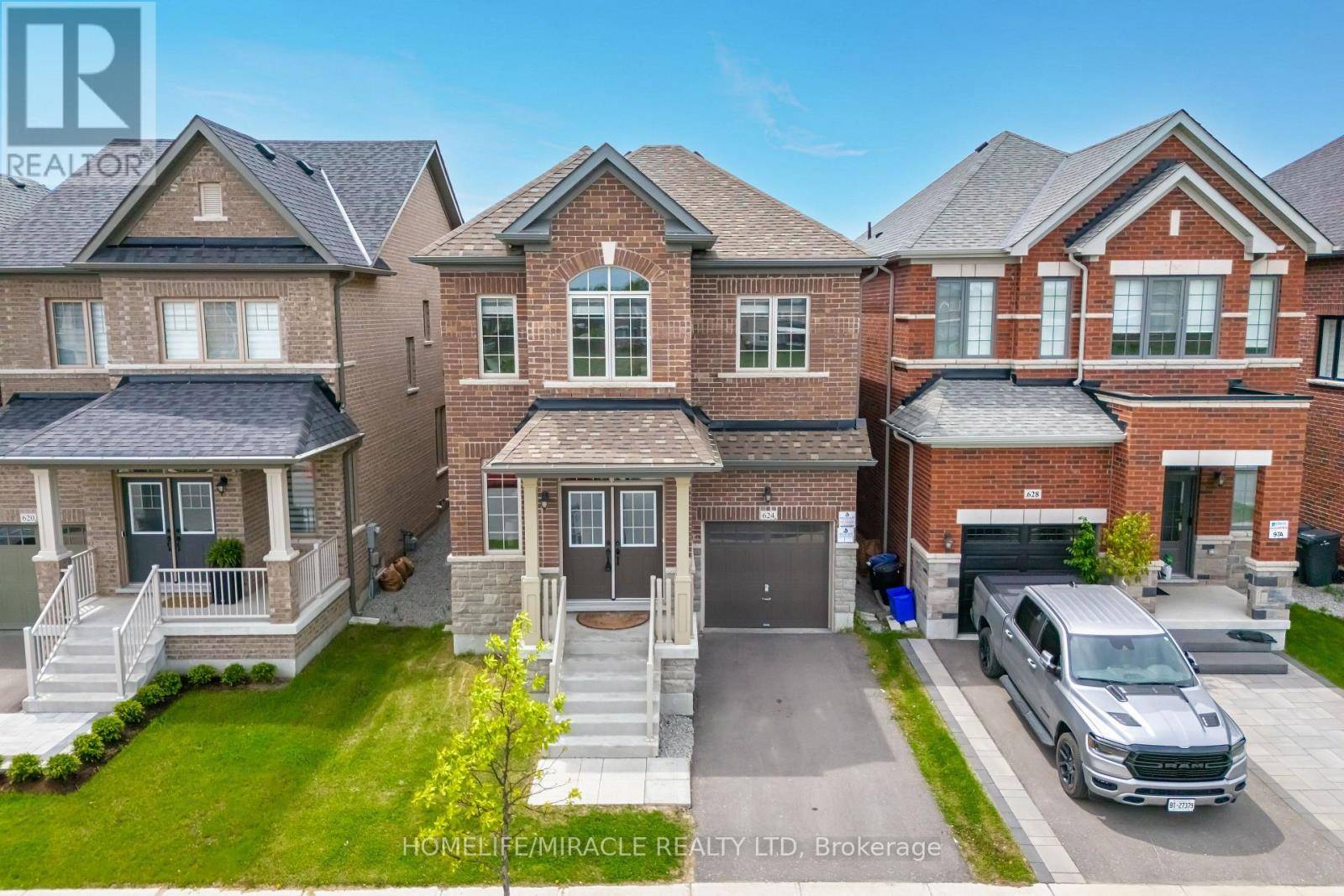 Vaughan (kleinburg), ON L4H5C5,624 BARONS STREET