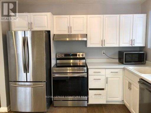 Aurora (aurora Heights), ON L4G3E6,23 Algonquin CRES #Main