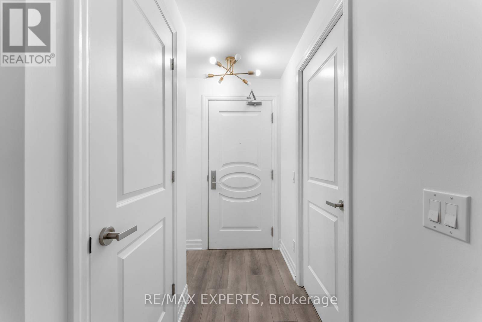 Vaughan (concord), ON L4K0L7,9075 Jane ST #1010