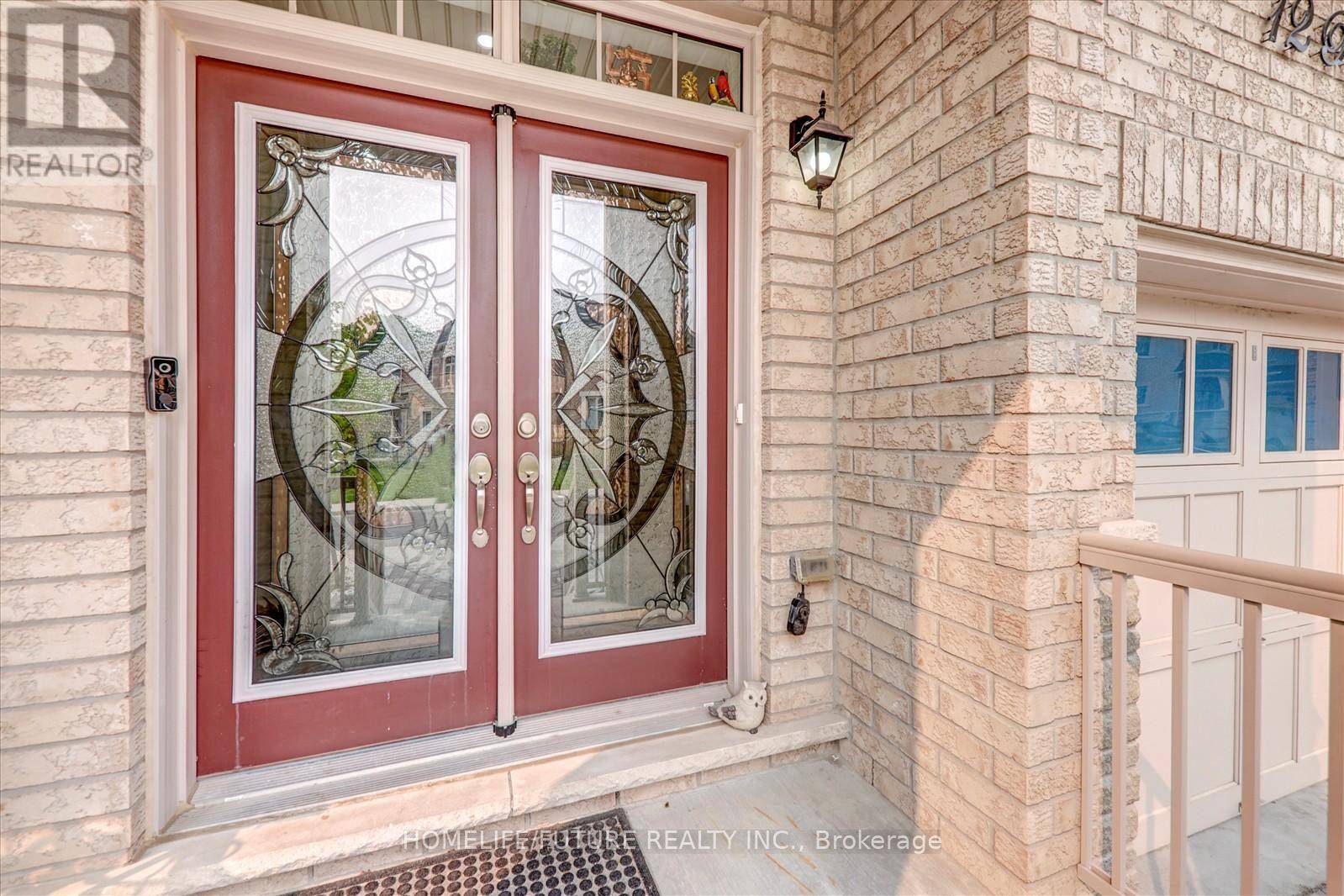 Markham (cedarwood), ON L3S0E7,12 RYLER WAY