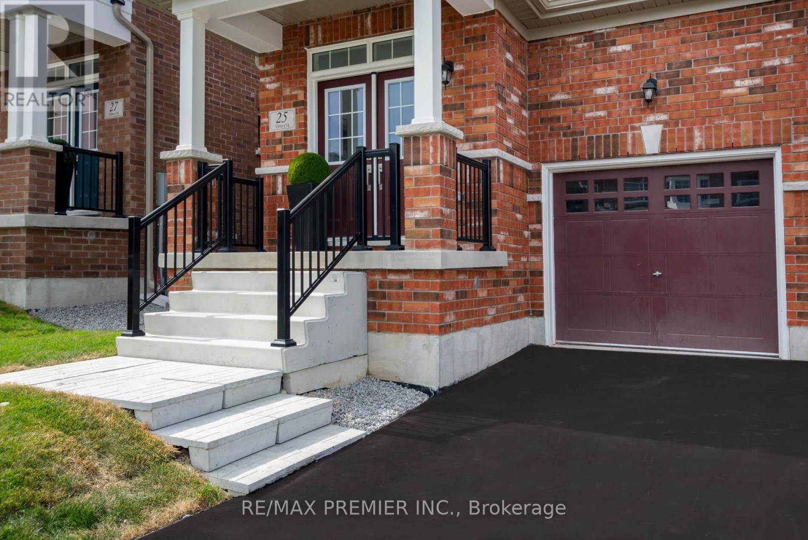 Vaughan (west Woodbridge), ON L4H5G5,25 VIRRO COURT