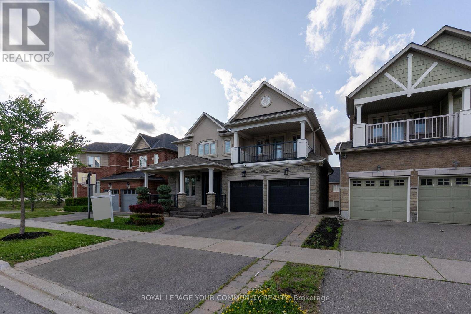 Richmond Hill (oak Ridges), ON L4E4X5,4 DAIRY AVENUE