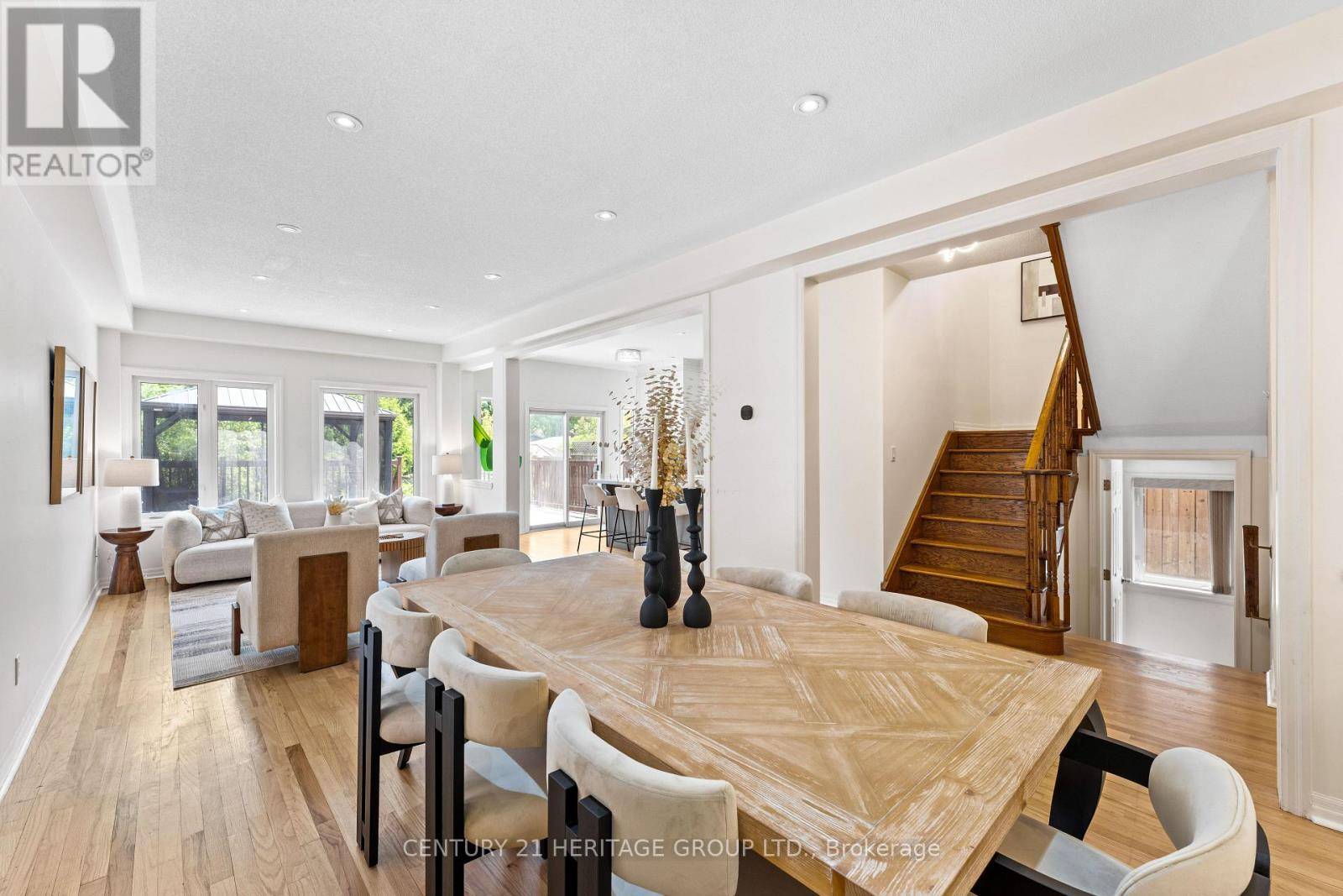 Richmond Hill (oak Ridges Lake Wilcox), ON L4E4G1,9 HEADWATER CRESCENT
