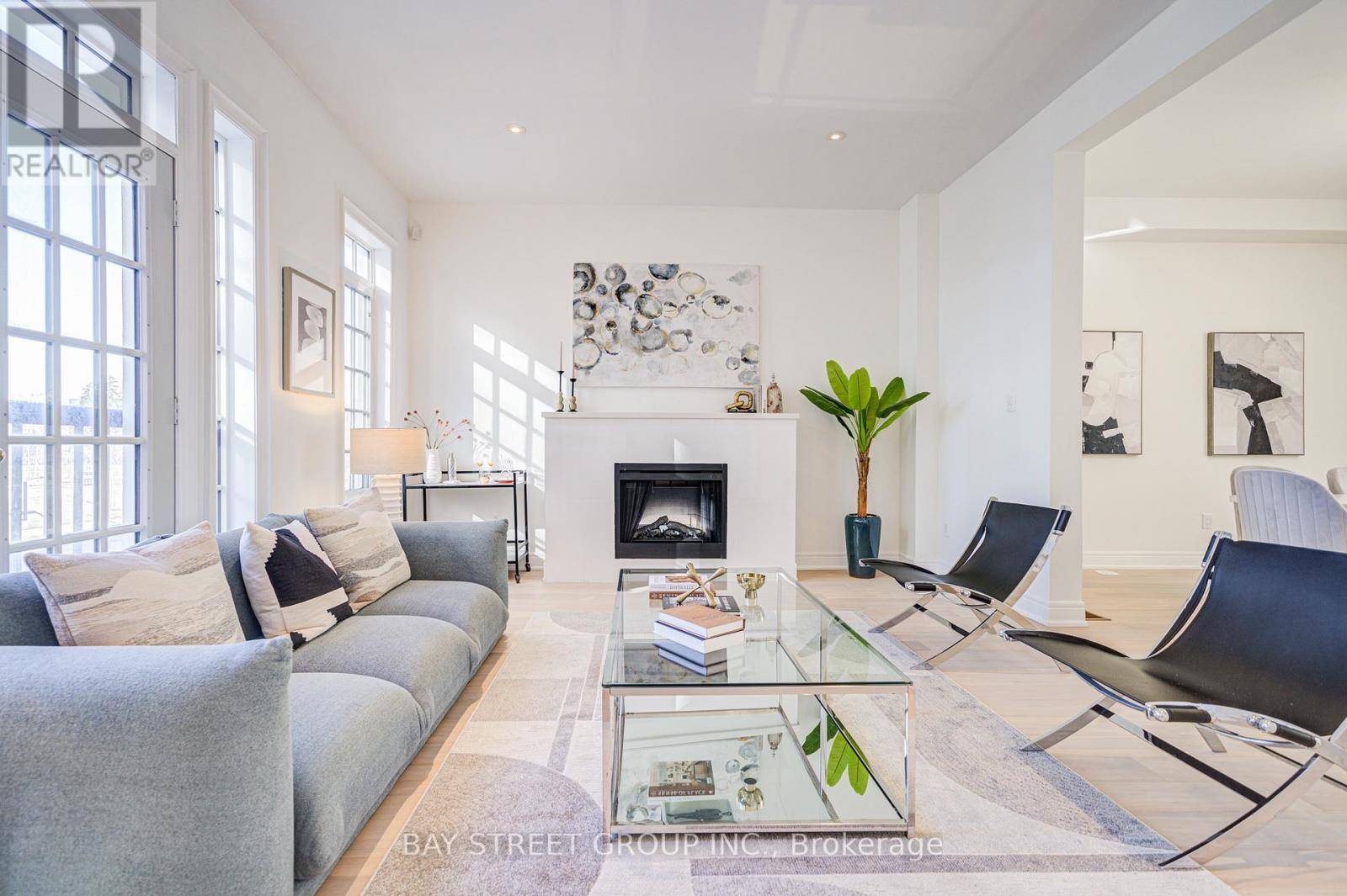 Markham (unionville), ON L6G0C1,27 ROUGE VALLEY DRIVE W