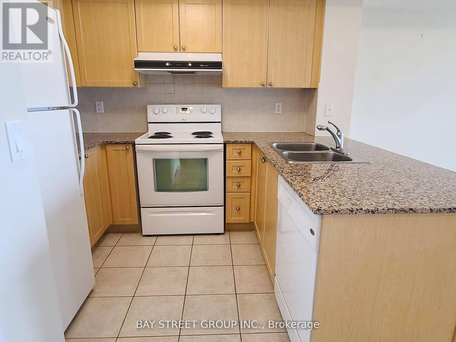 Markham (unionville), ON L6G0B3,75 South Town Centre BLVD #1107