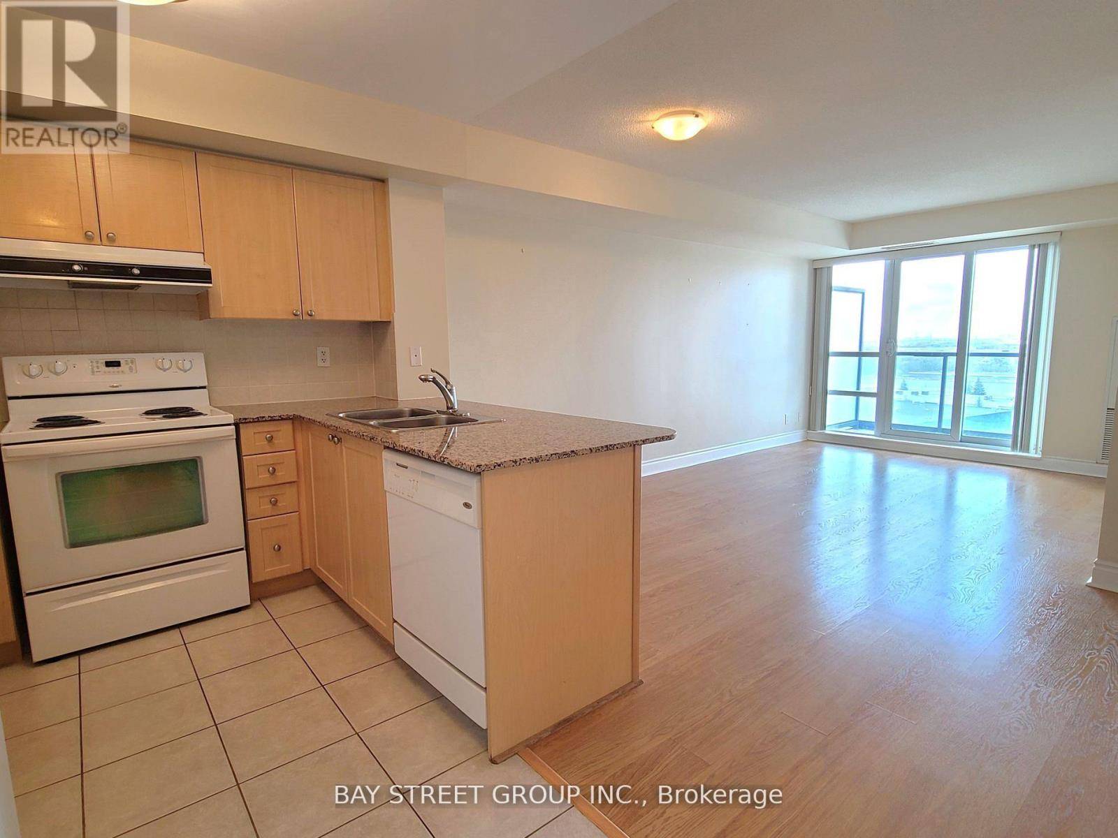 Markham (unionville), ON L6G0B3,75 South Town Centre BLVD #1107