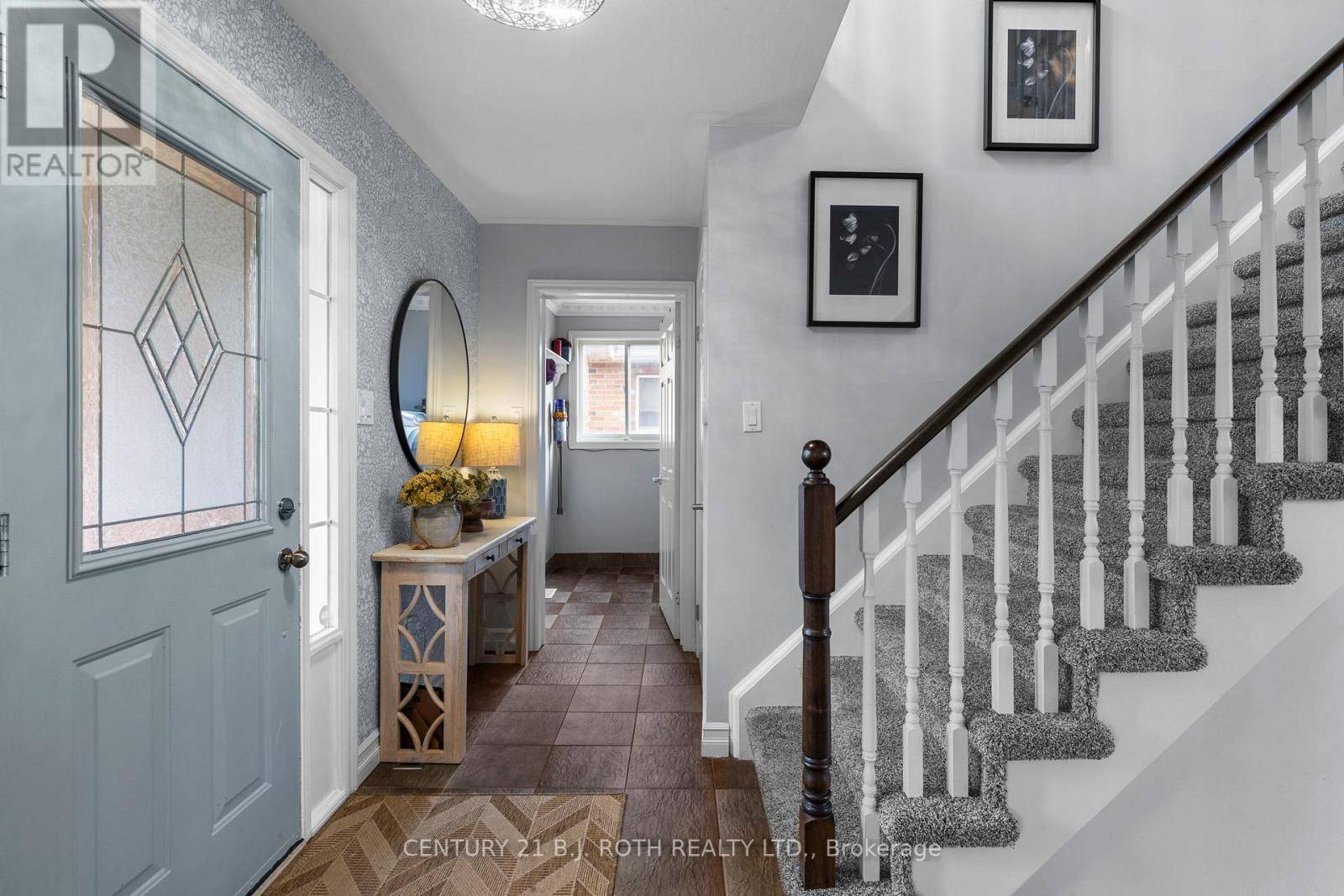 Innisfil (alcona), ON L9S2C7,2223 JACK CRESCENT