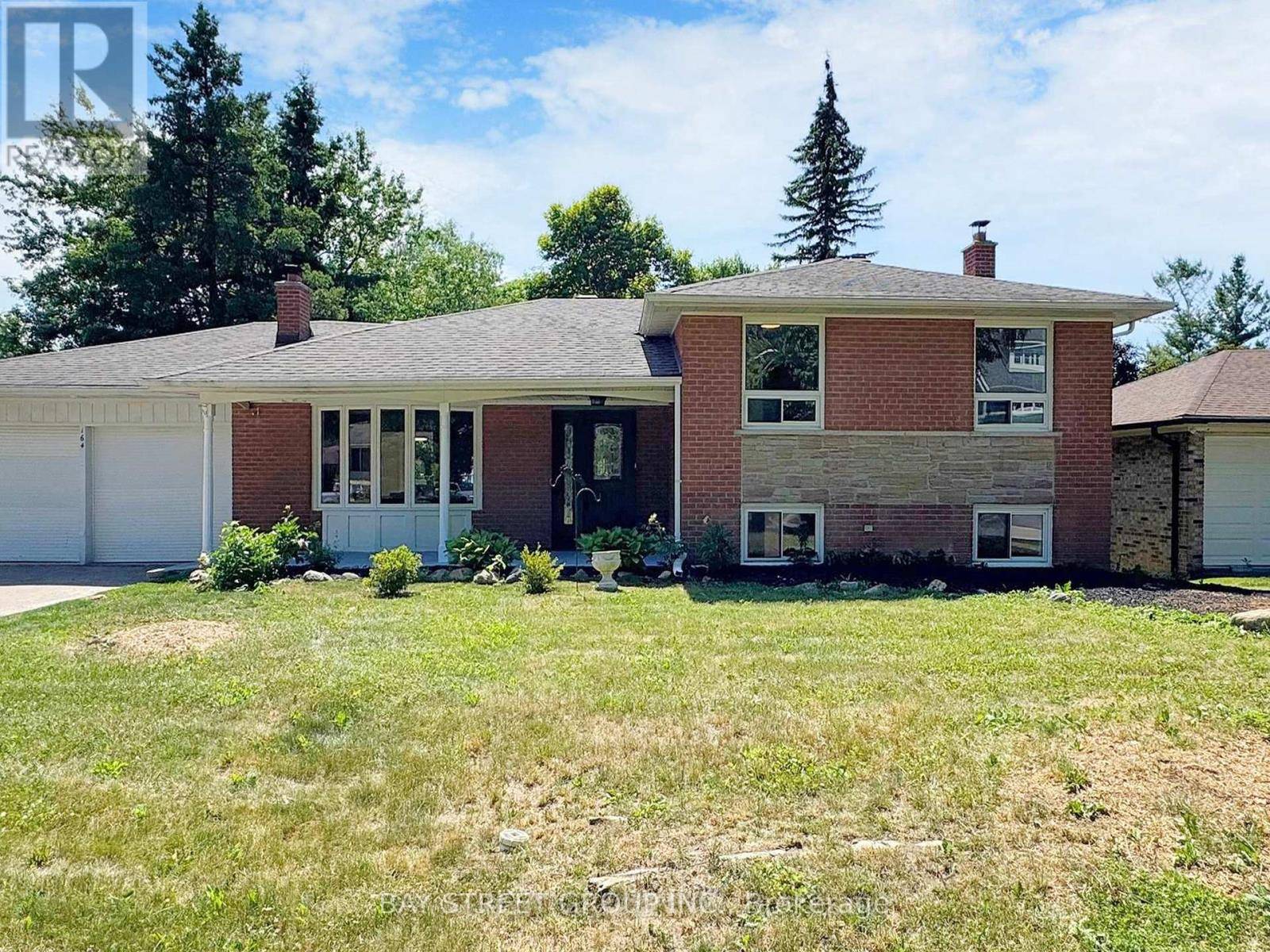 King (king City), ON L7B1J5,164 NORMAN DRIVE