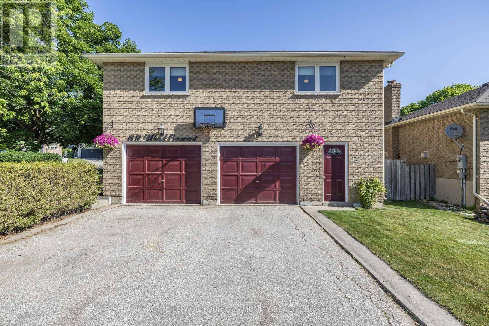 Bradford West Gwillimbury (bradford), ON L3Z2G3,69 WOOD CRESCENT