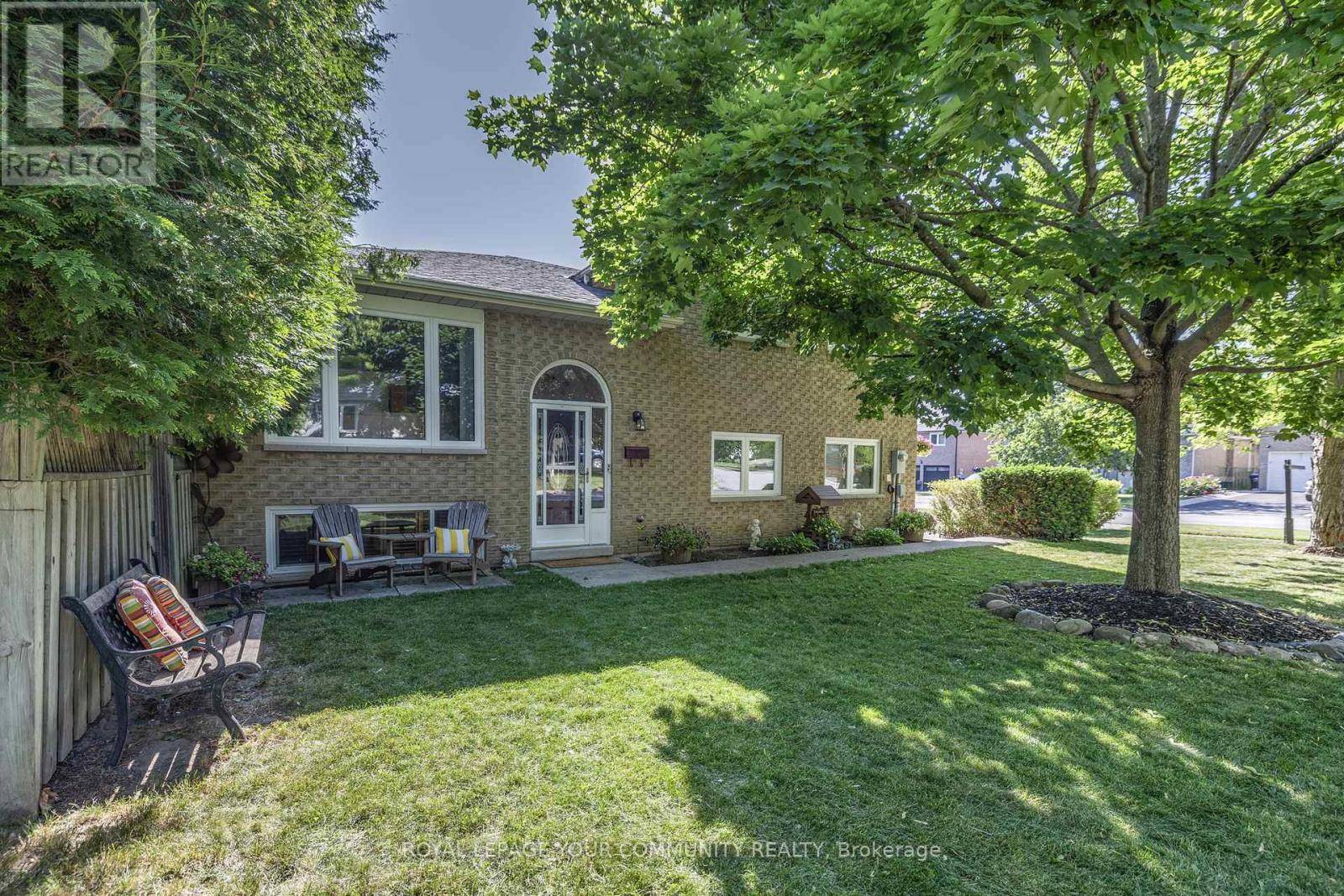 Bradford West Gwillimbury (bradford), ON L3Z2G3,69 WOOD CRESCENT