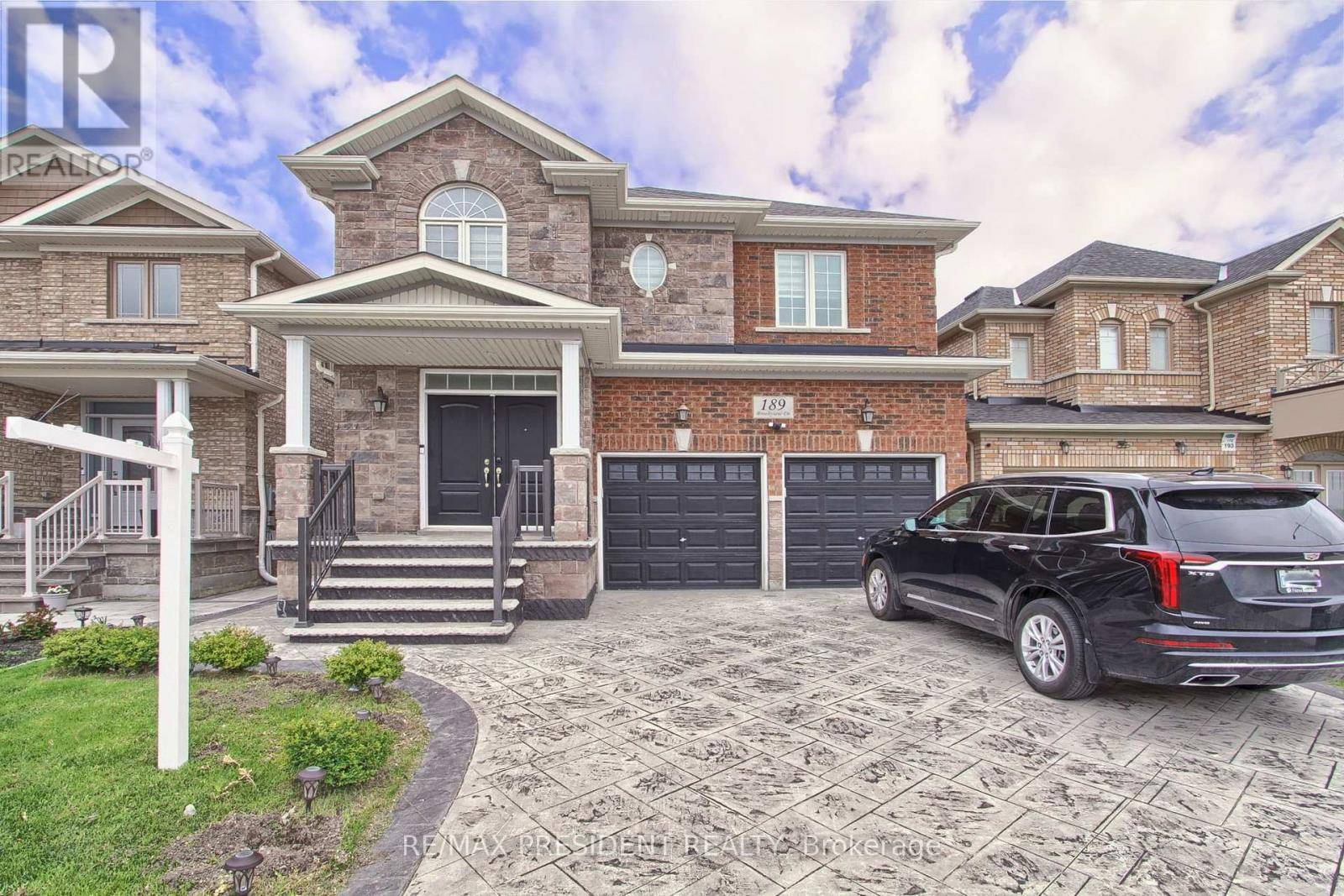 Bradford West Gwillimbury (bradford), ON L3Z0R9,189 BROOKVIEW DRIVE