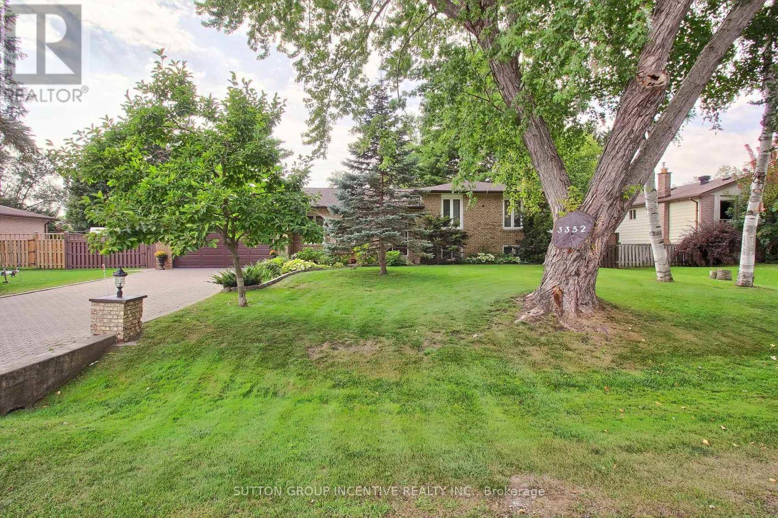 Innisfil, ON L9S2J8,3352 MASON DRIVE
