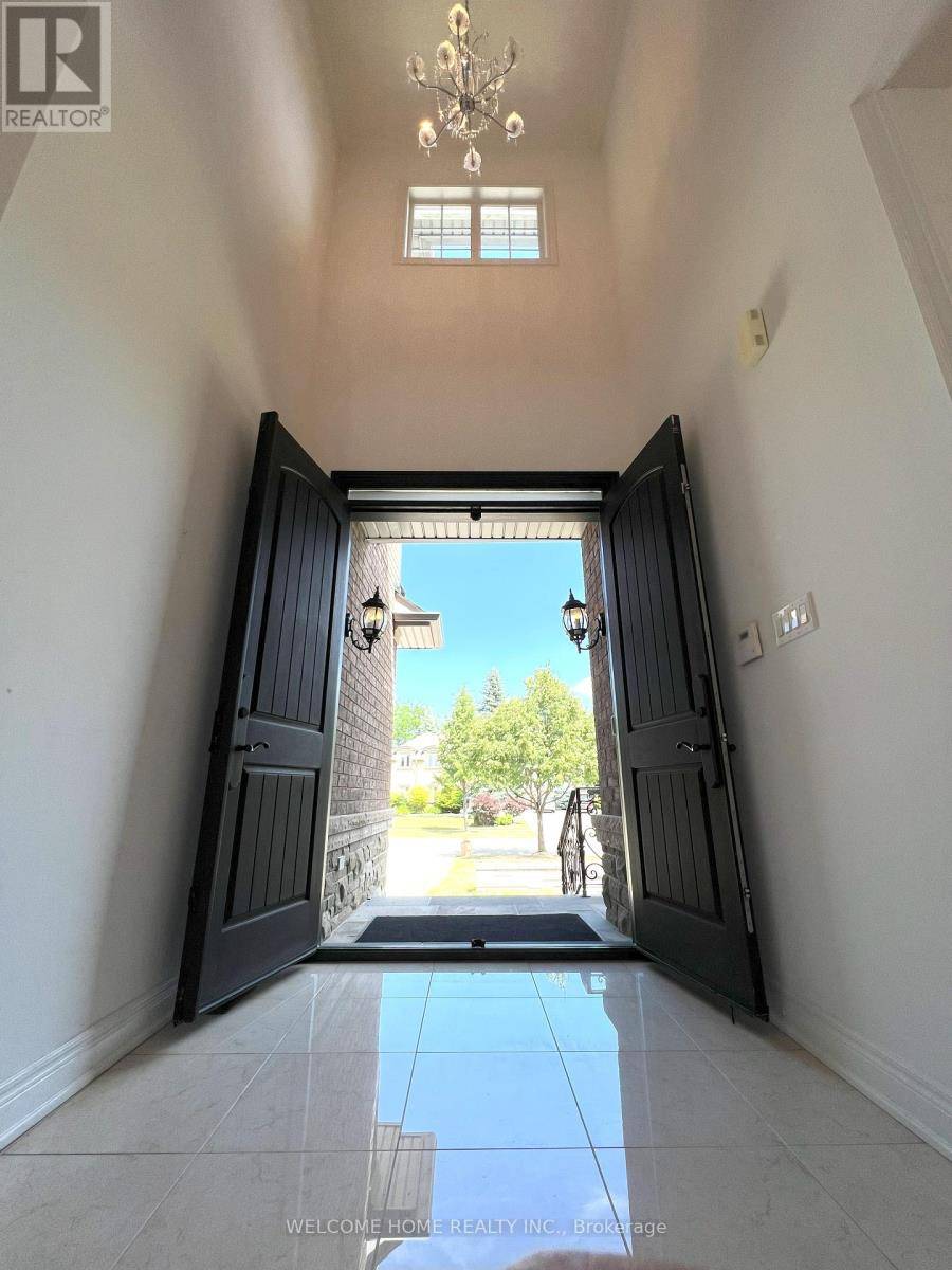 Vaughan (kleinburg), ON L0J1C0,198 TREELAWN BOULEVARD