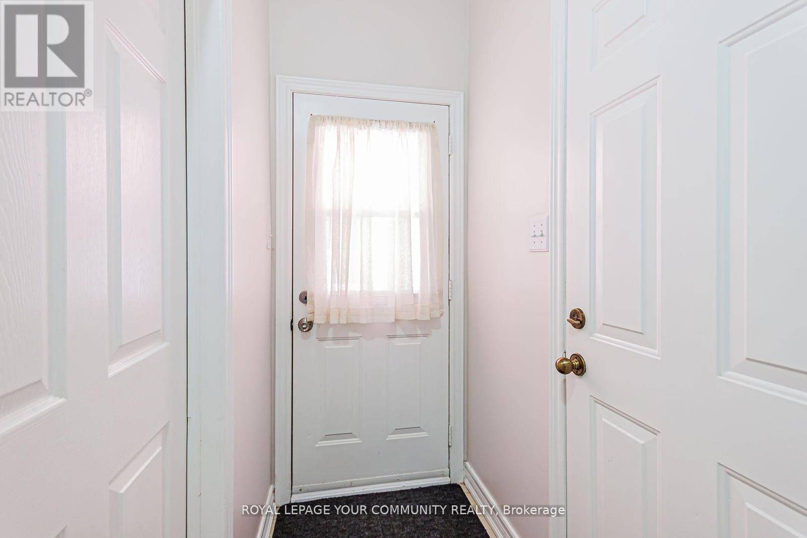 Markham (box Grove), ON L6B0E1,6 Round Hill CT South #Basement