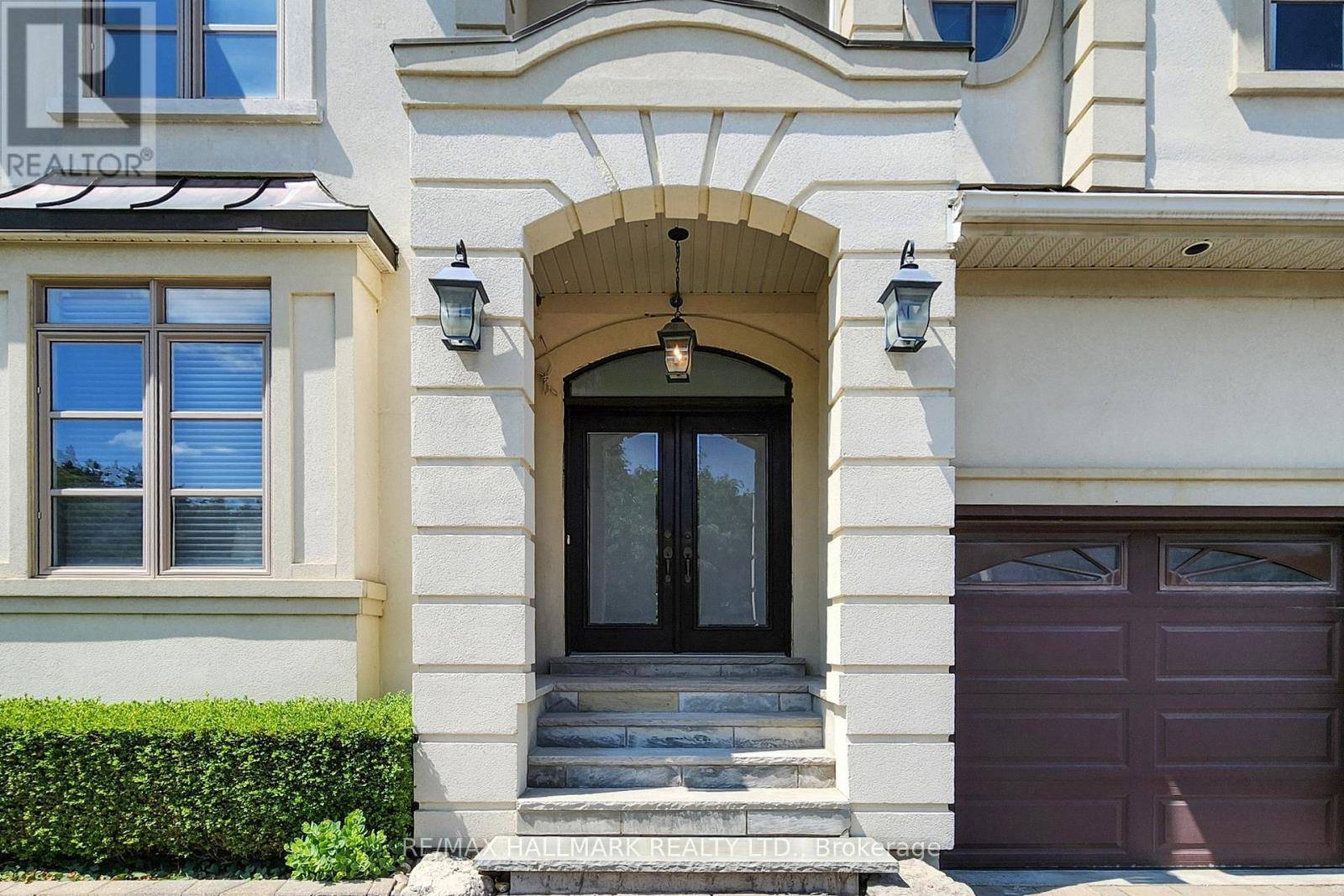 Richmond Hill (oak Ridges Lake Wilcox), ON L4E4R9,420 PARADELLE DRIVE
