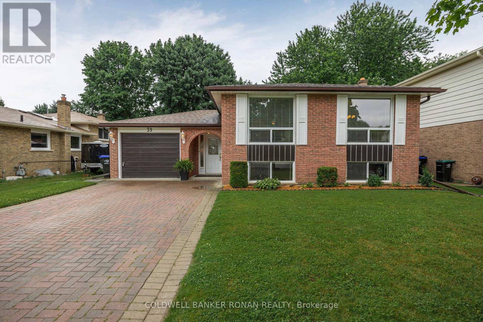 New Tecumseth (alliston), ON L9R1C9,39 MITCHELL AVENUE