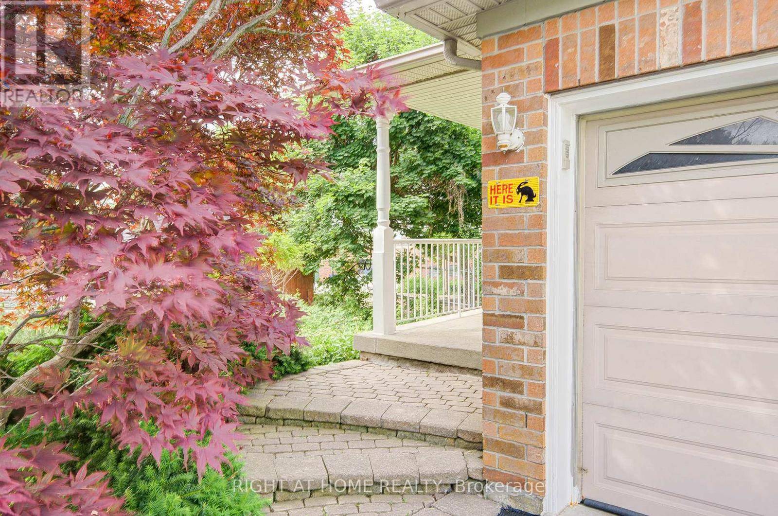 Richmond Hill (oak Ridges Lake Wilcox), ON L4E3W4,28 LORRIDGE STREET