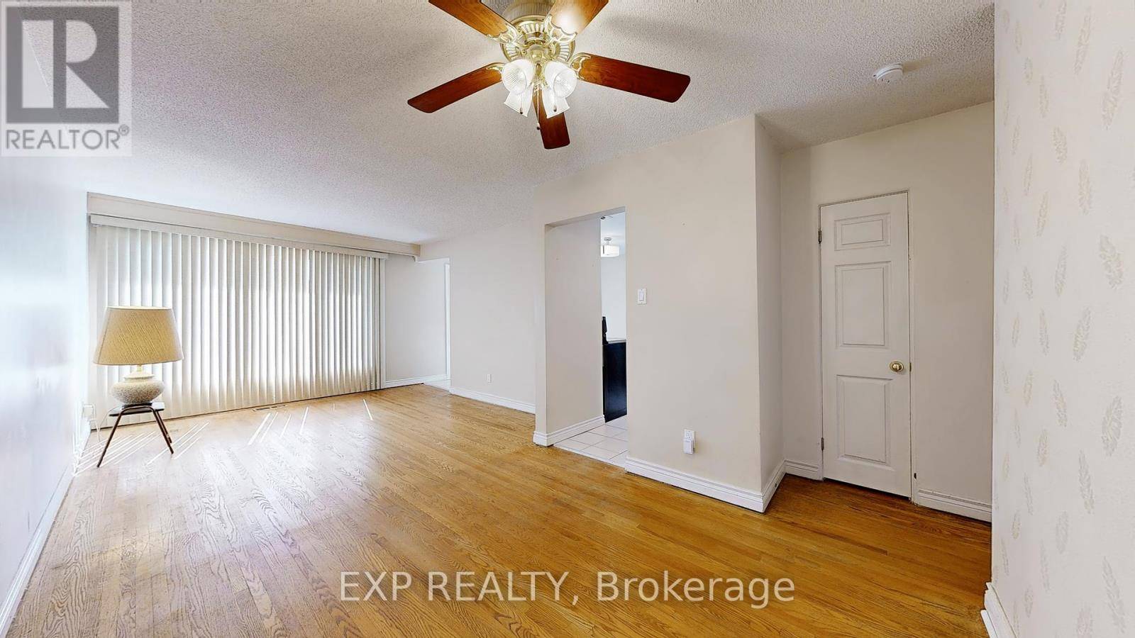 Newmarket (bristol-london), ON L3Y2T5,79 WALTER AVENUE