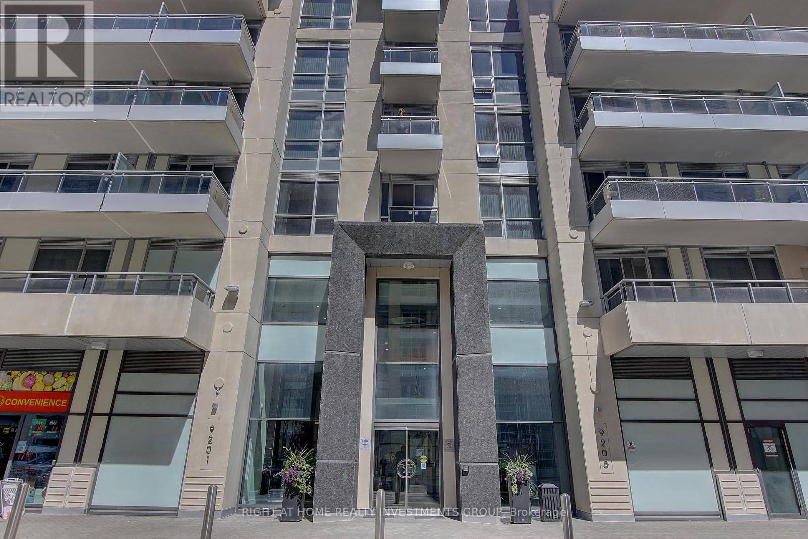 Richmond Hill (langstaff), ON L4C6Z2,9205 Yonge ST West #415 Ne