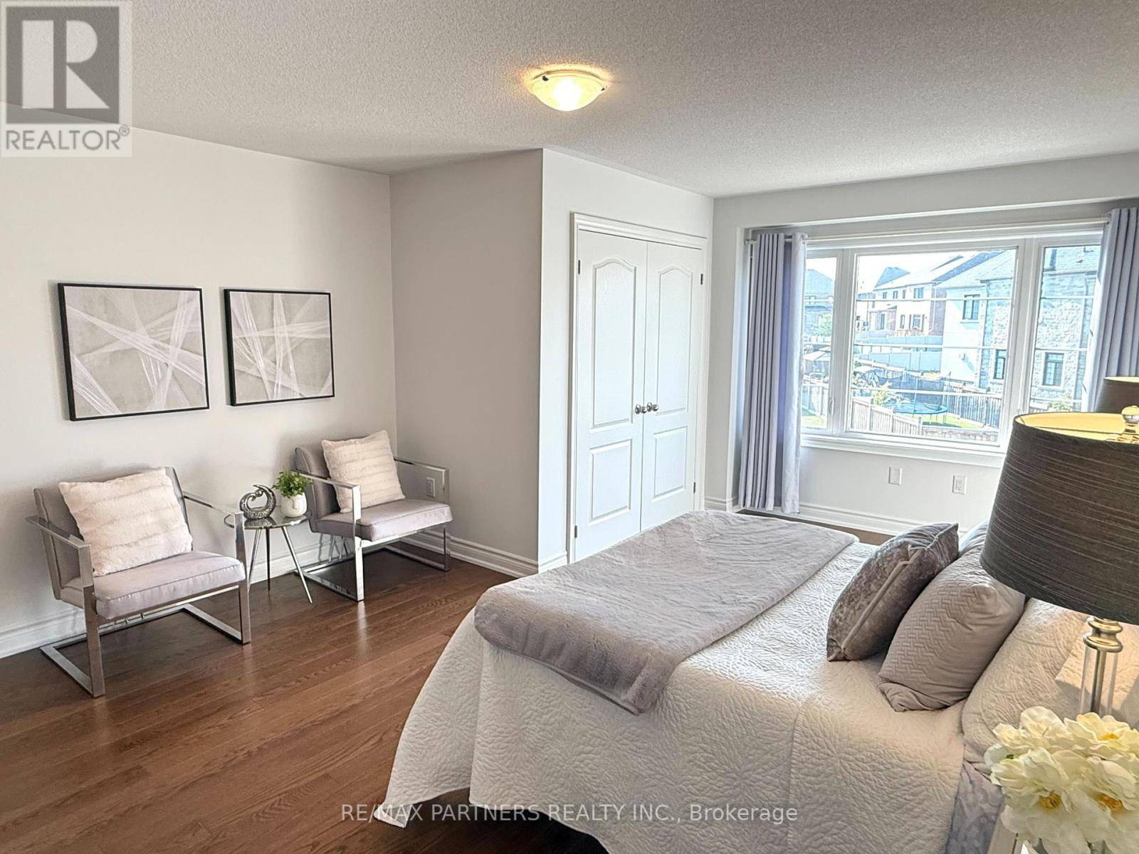 East Gwillimbury (holland Landing), ON L9N0T3,78 TELSA CRESCENT