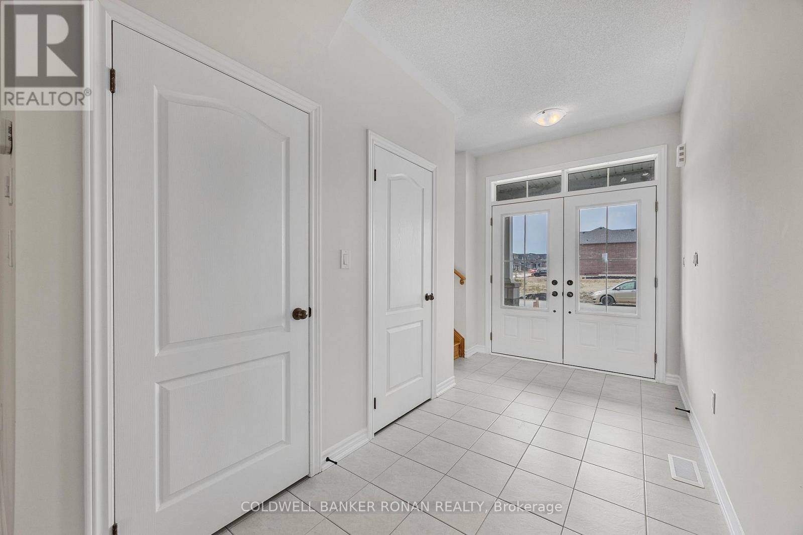 New Tecumseth, ON L9R1V4,23 FENN CRESCENT