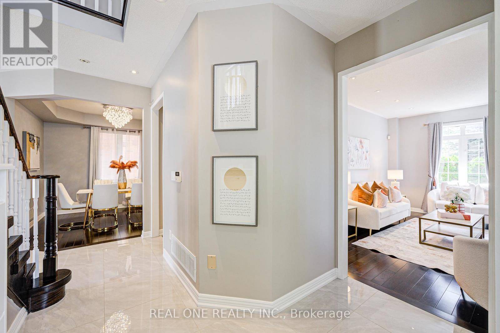 Markham (berczy), ON L6C2V2,35 RIDGECREST ROAD