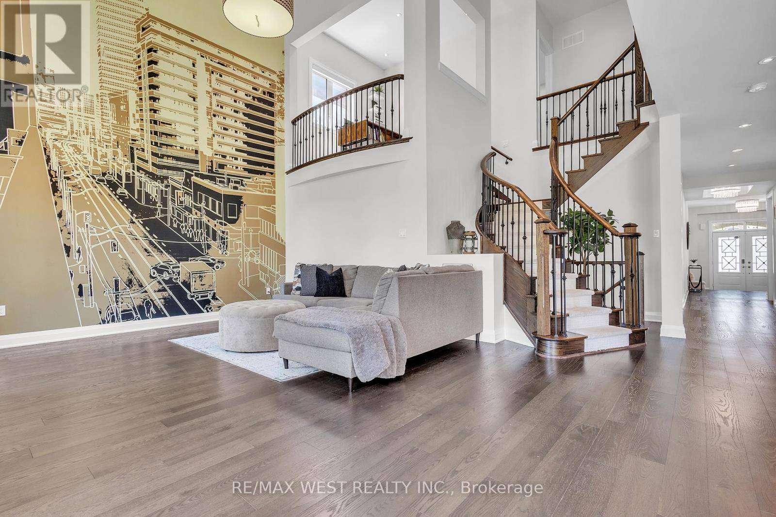 Vaughan (kleinburg), ON L4H3Y9,41 PELEE AVENUE