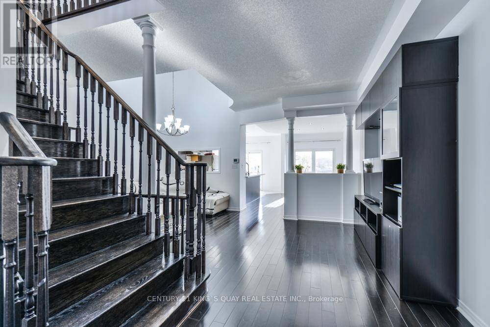 Vaughan (maple), ON L6A4P2,89 D'AMATO CRESCENT