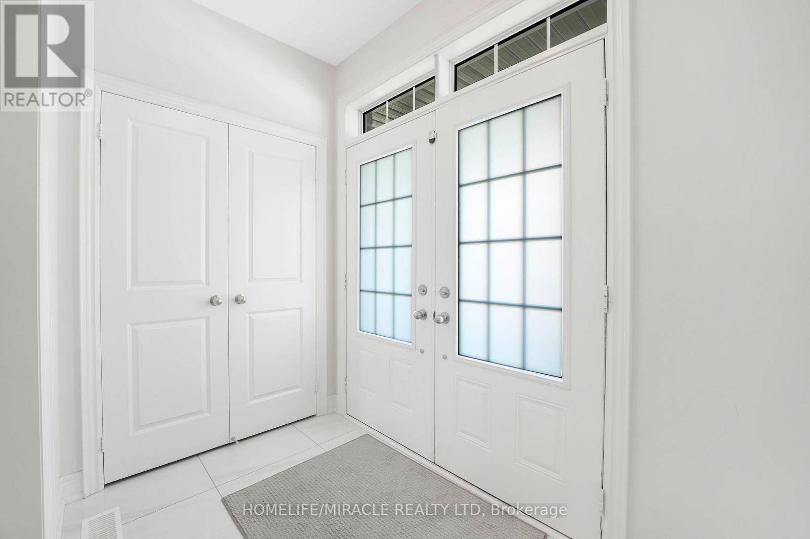 Vaughan (kleinburg), ON L4H4V1,181 BOONE CRESCENT