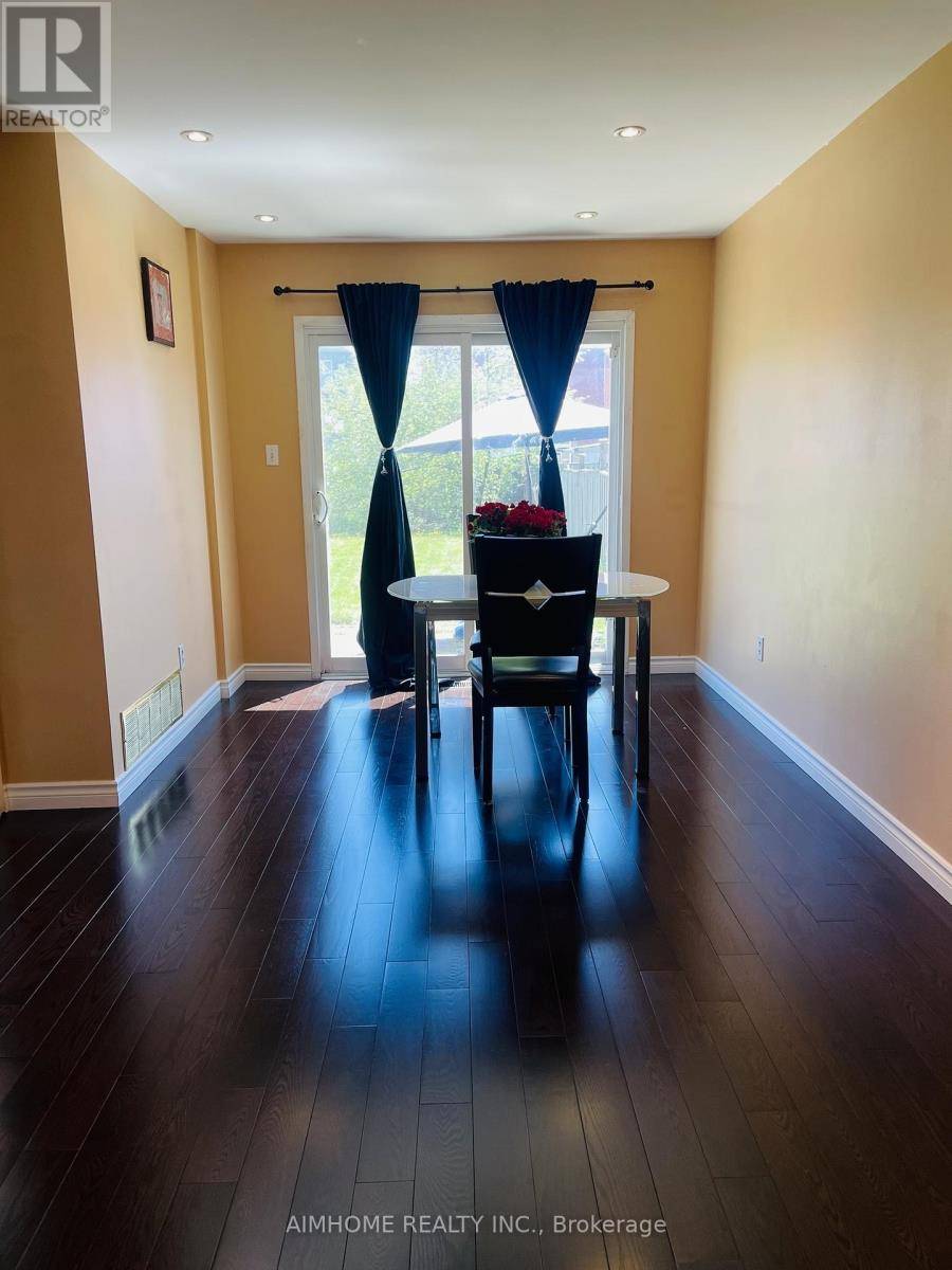Markham (milliken Mills East), ON L3S1K4,41 PETTIGREW COURT