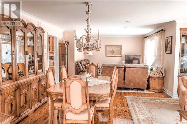 Richmond Hill (oak Ridges), ON L4E2T7,19 SCHOMBERG ROAD E