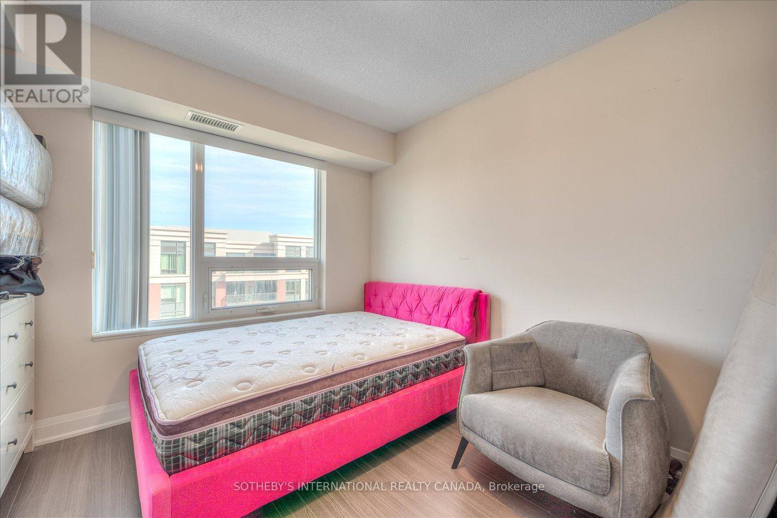 Markham (unionville), ON L3R5C1,1 Uptown DR #1007