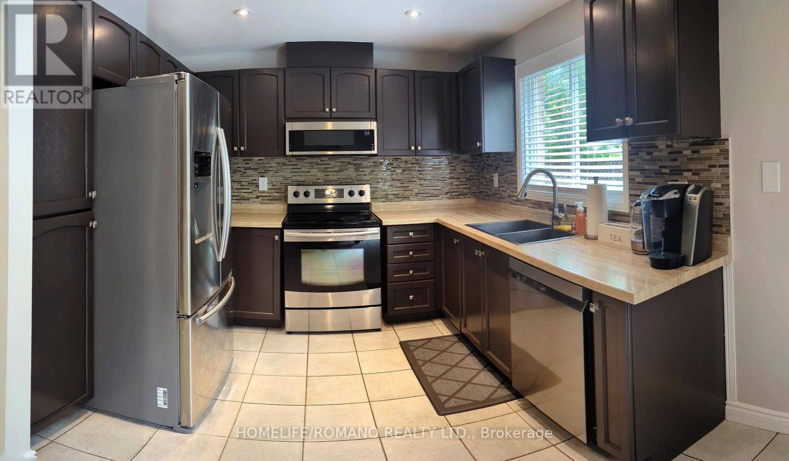 Newmarket (woodland Hill), ON L3X2R6,322 COACHWHIP TRAIL