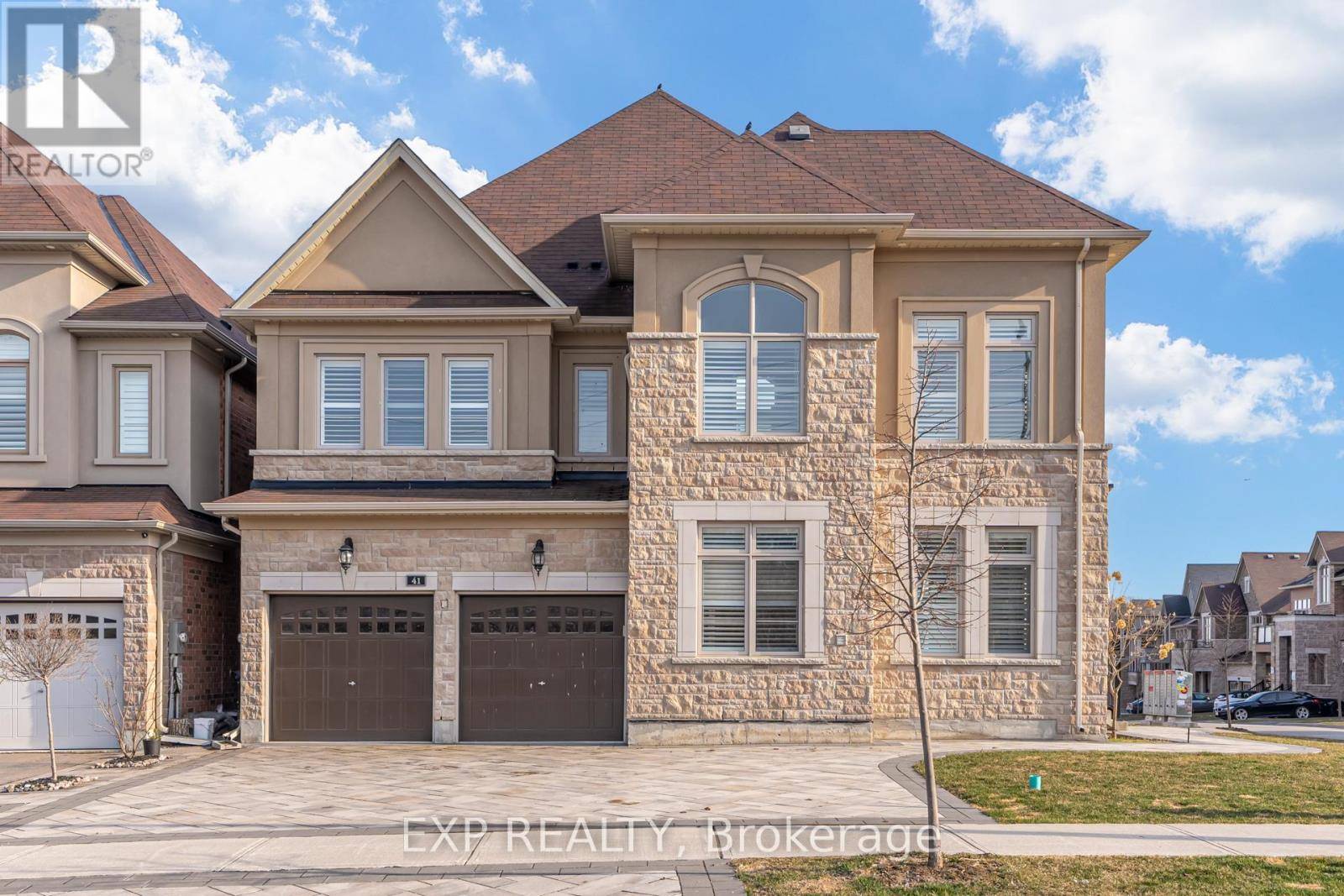 East Gwillimbury (holland Landing), ON L9N1G1,41 PRUNELLA CRESCENT