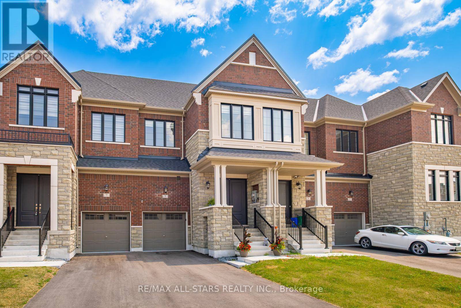 Whitchurch-stouffville (stouffville), ON L4A4V9,5 WESMINA AVENUE