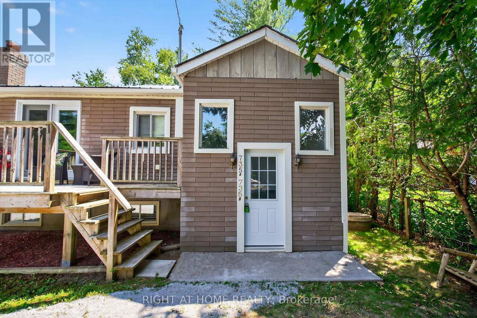 Innisfil, ON L9S2K3,735 PINEGROVE AVENUE