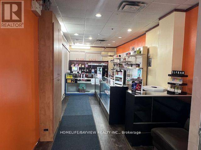 Vaughan (crestwood-springfarm-yorkhill), ON L4J8J2,7398 Yonge ST #7D