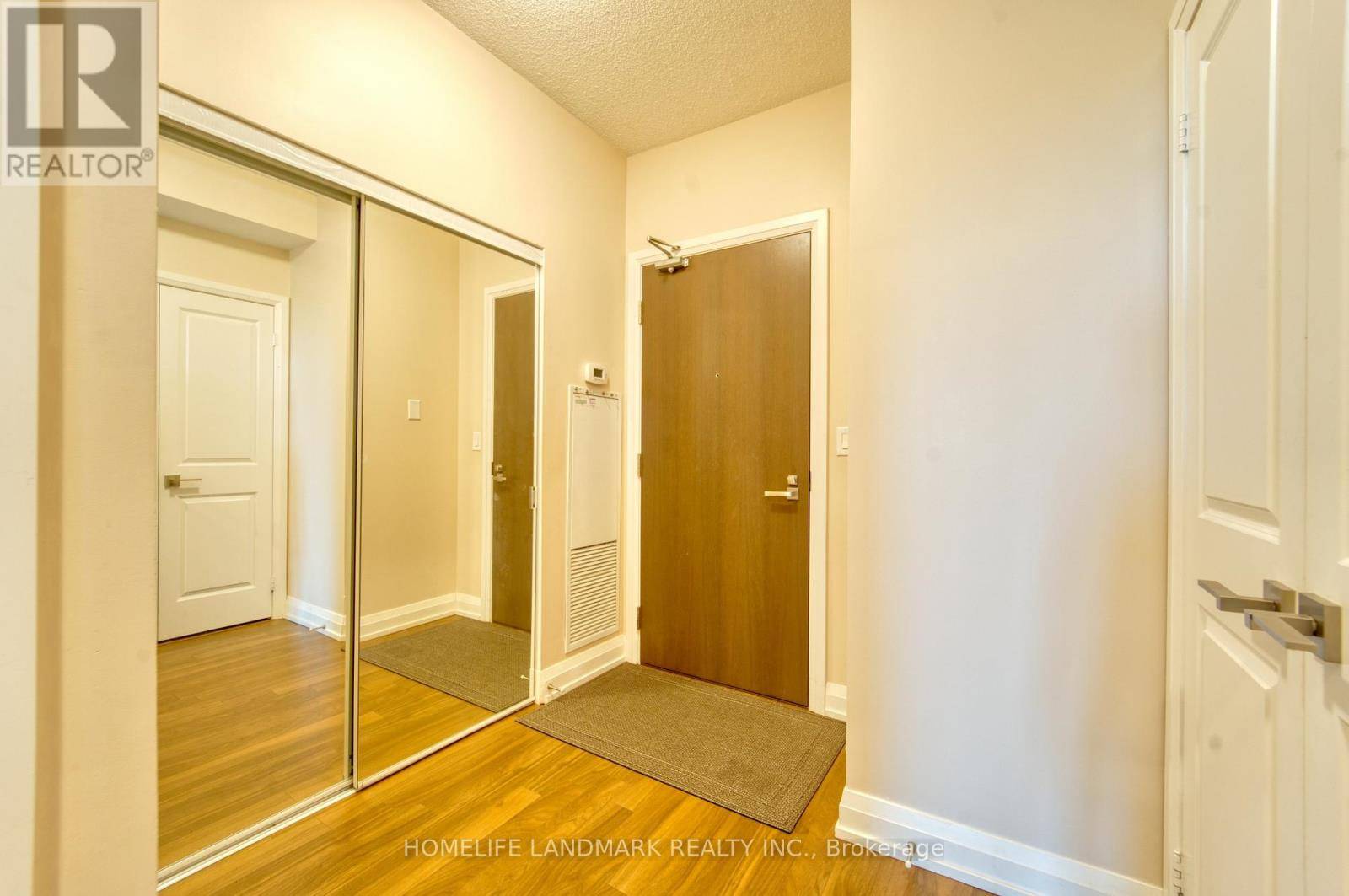 Markham (thornhill), ON L3T0C5,7171 Yonge ST #1201