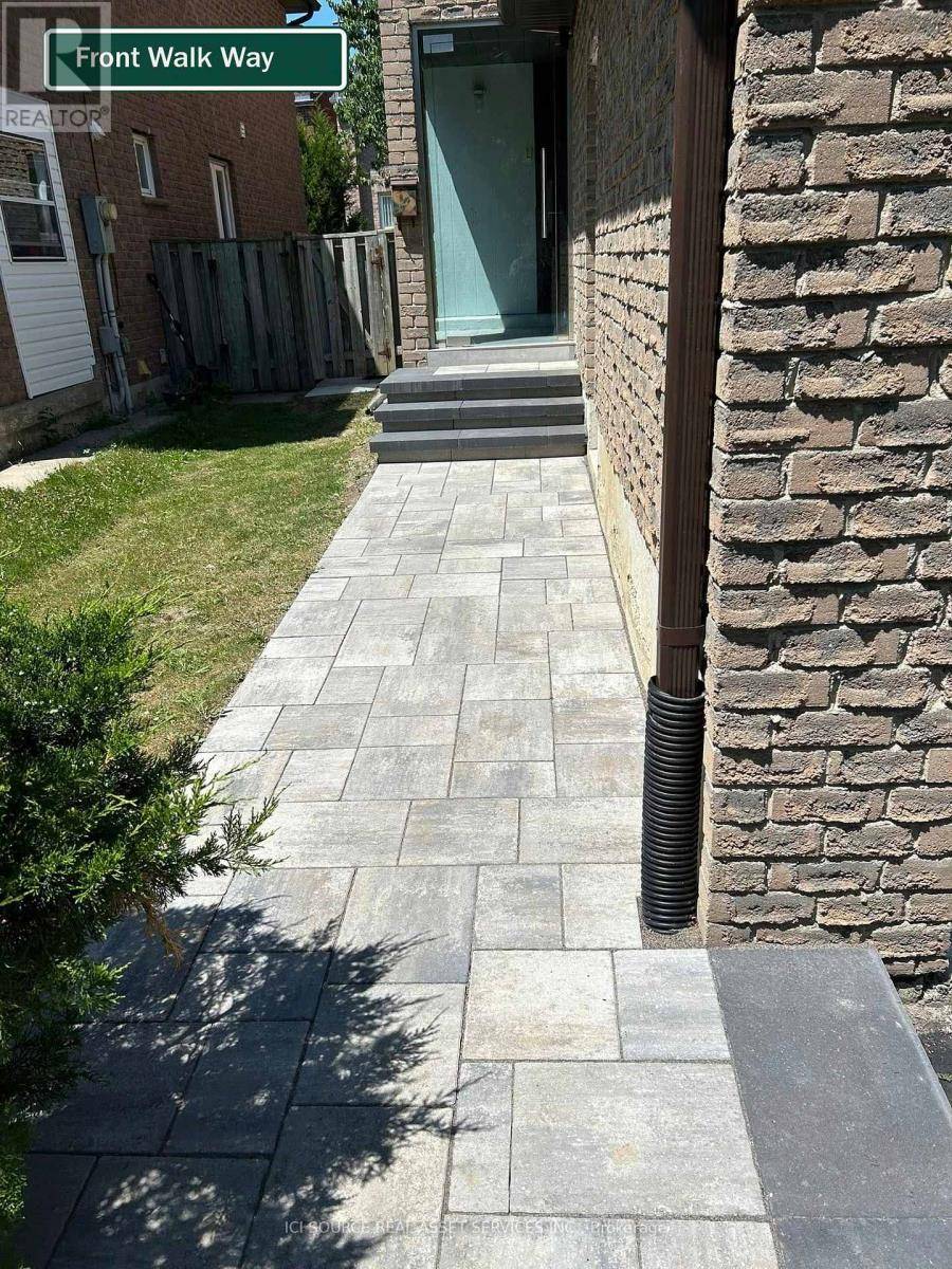 Markham (milliken Mills West), ON L3R4L8,62 PROVIDENCE CRESCENT