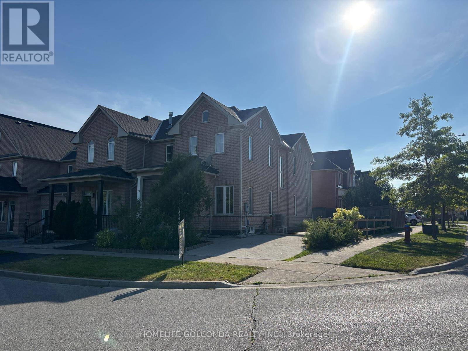 Richmond Hill (oak Ridges Lake Wilcox), ON L4E5A3,28 BARNWOOD DRIVE