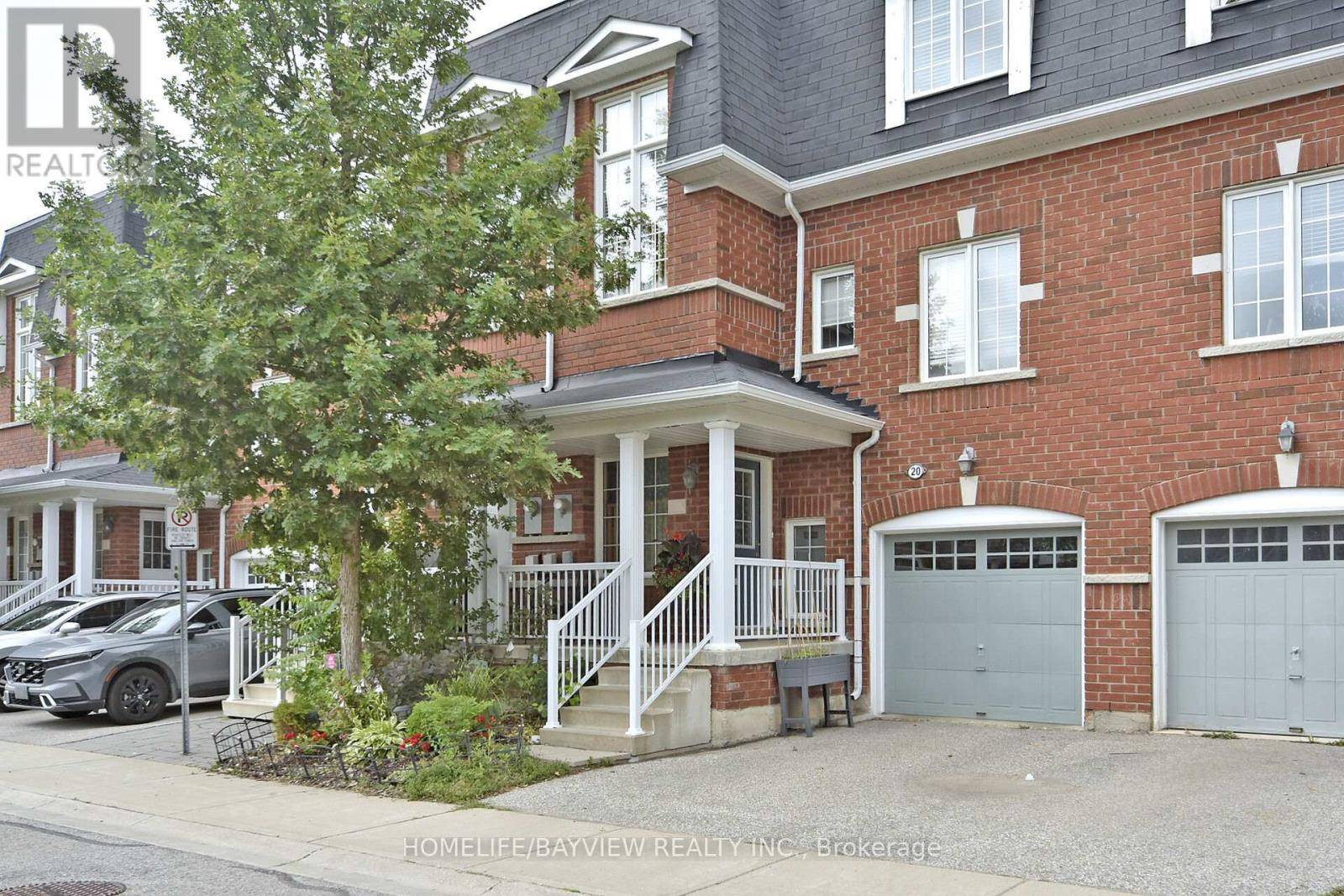 Richmond Hill (oak Ridges Lake Wilcox), ON L4E4L5,15 Old Colony RD #20