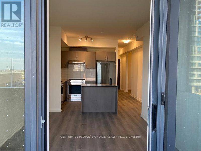 Vaughan (concord), ON L4K2M9,9000 Jane ST #423