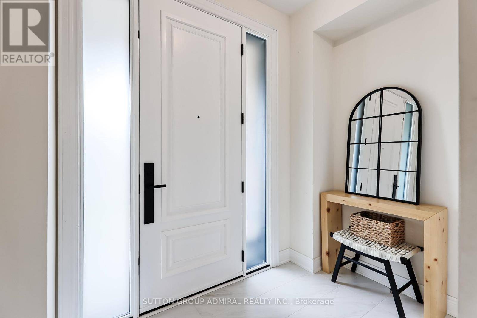 Richmond Hill (oak Ridges), ON L4E1G8,72 DRIZZEL CRESCENT