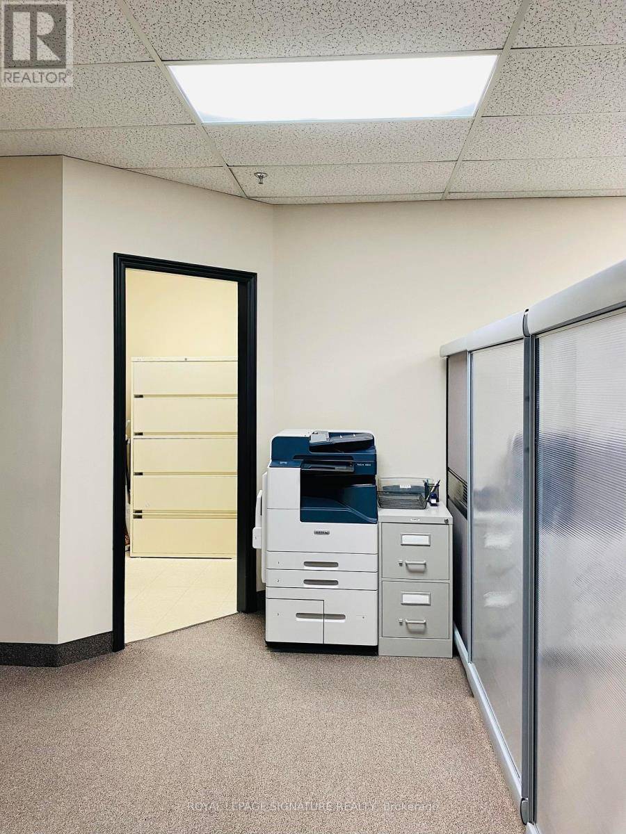 Markham (milliken Mills West), ON L3R0B6,2750 14th AVE #207