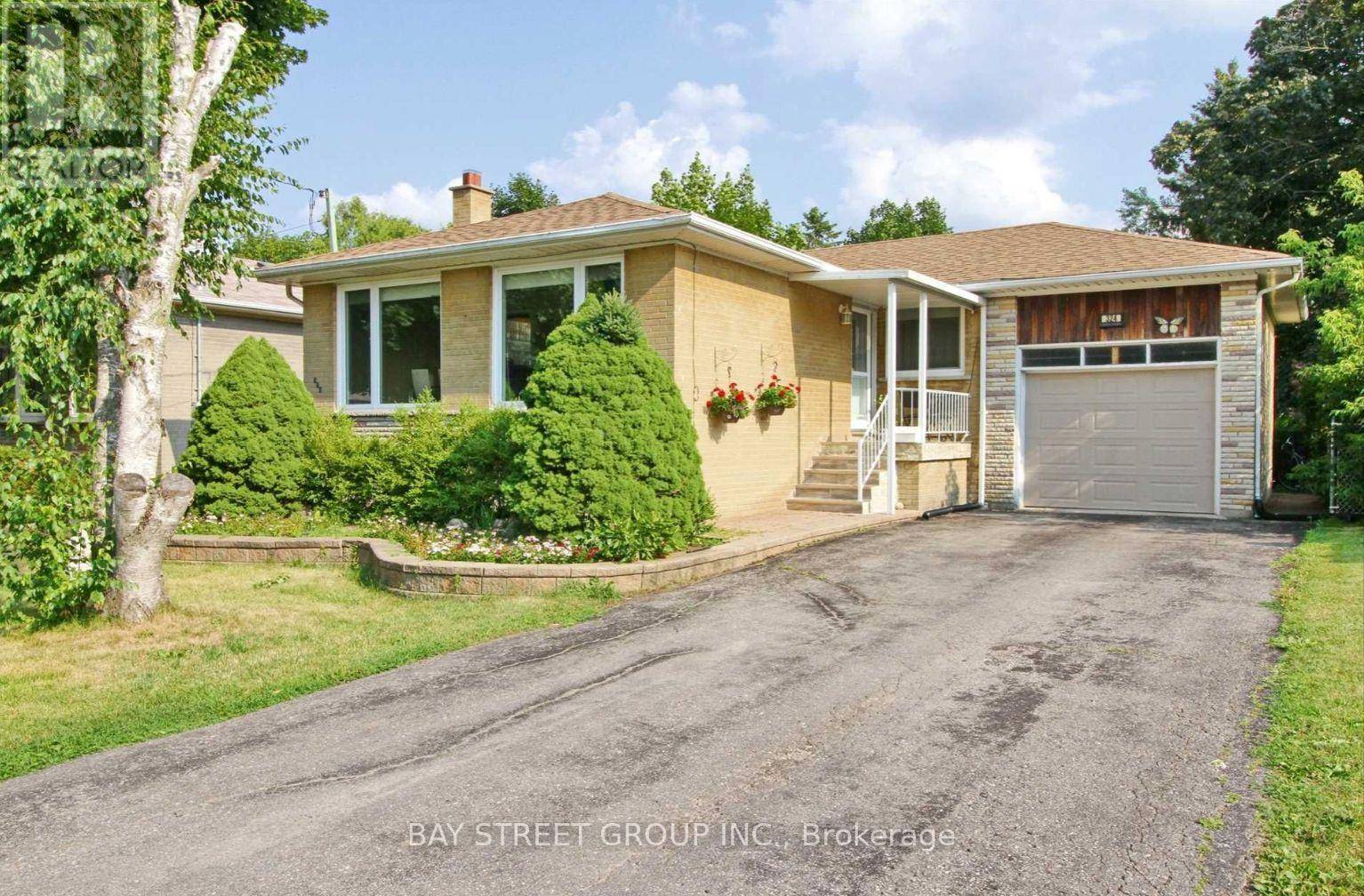 Richmond Hill (harding), ON L4C1L8,324 Elmwood AVE #bsmt
