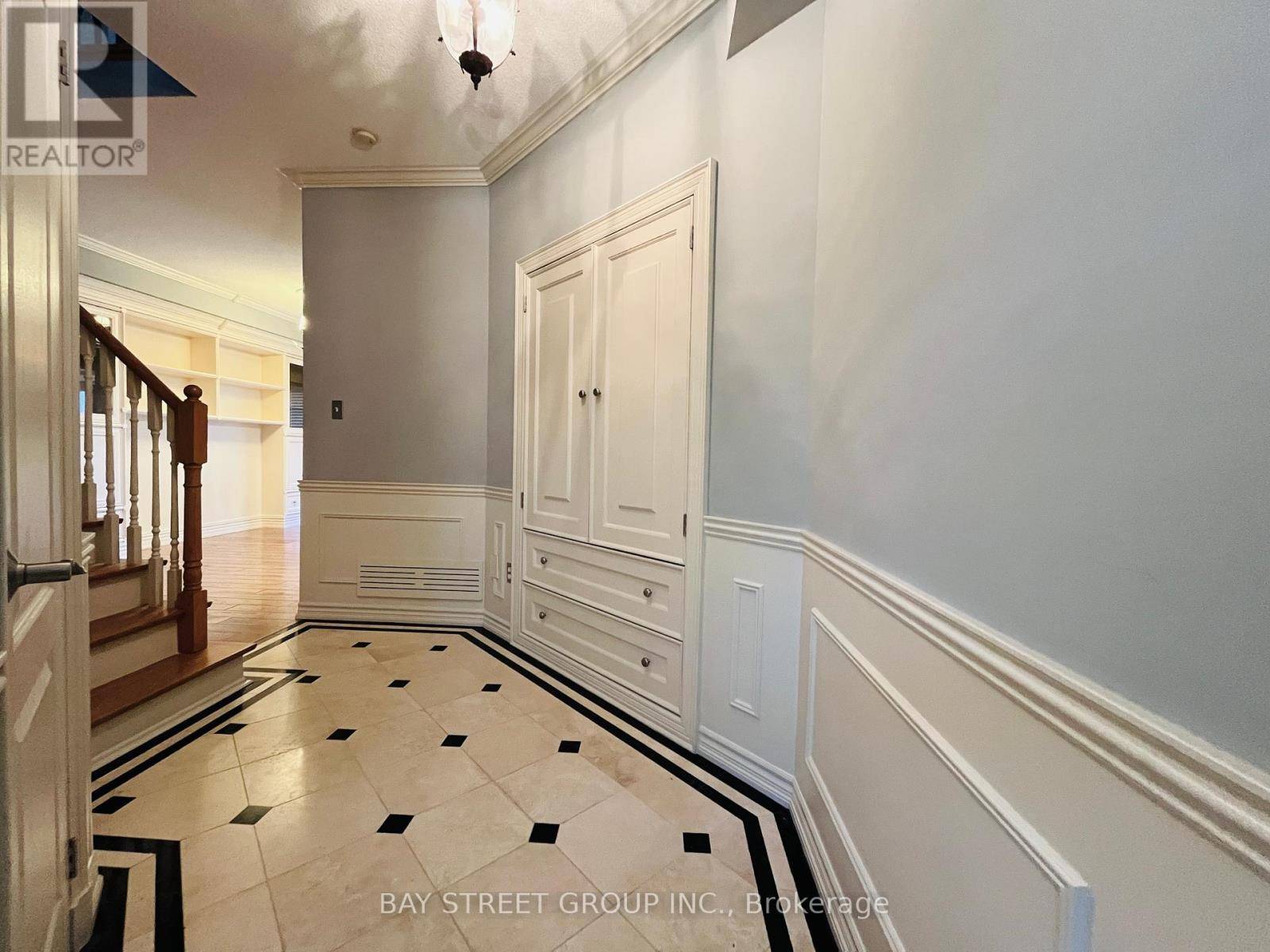 Vaughan (east Woodbridge), ON L4L9C9,180 Blue Willow DR #43