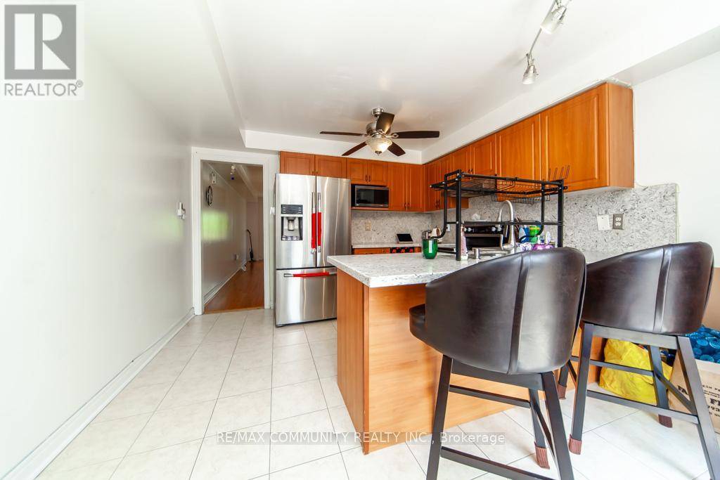 Markham (cornell), ON L6B1J1,2662 BUR OAK AVENUE